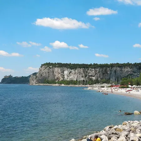 Дом отдыха Locazione Turistica Camping Village Mare Pineta *